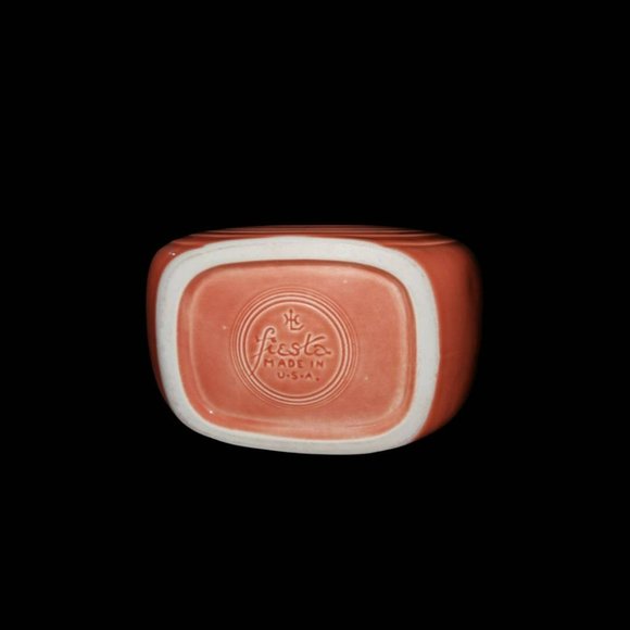 Fiestaware Pitcher Persimmon Large Disk Pitcher by Homer Laughlin USA - Picture 4 of 5